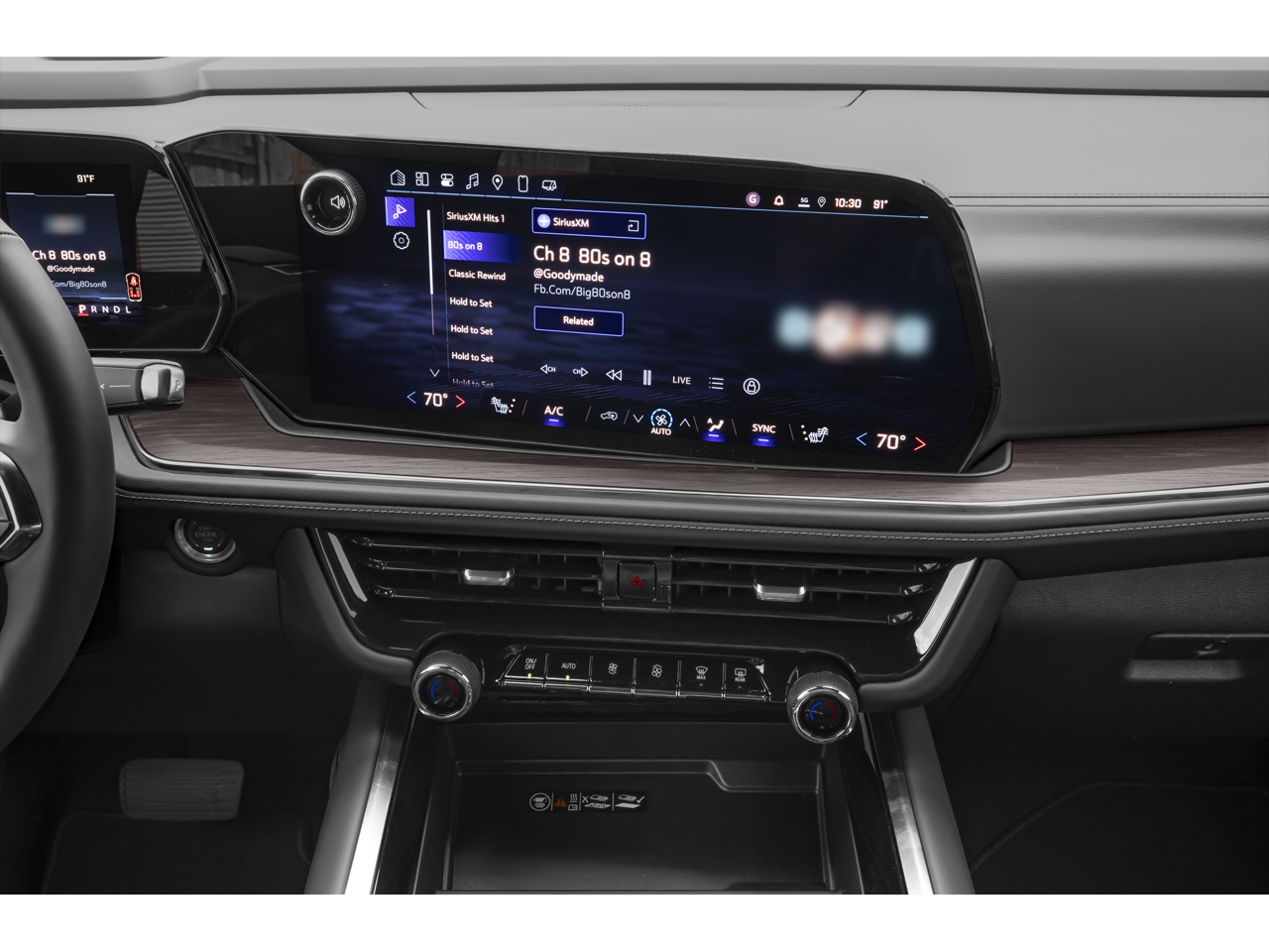 2027 Chevrolet Suburban Z71 - Photo 9