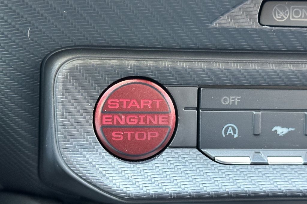 2025 Ford Mustang EcoBoost