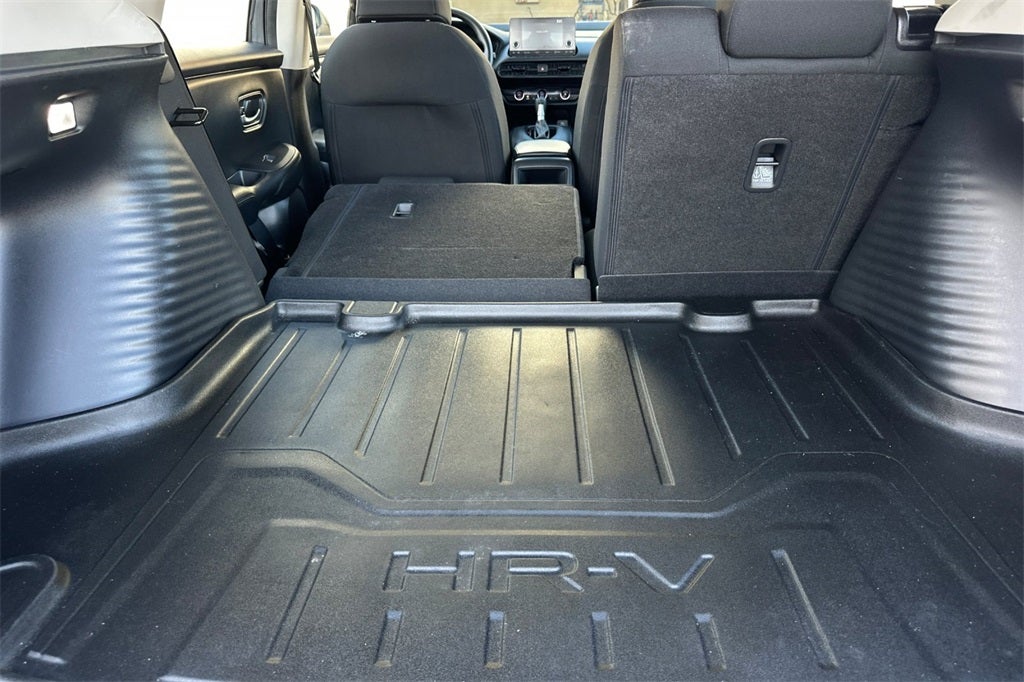 2025 Honda HR-V LX