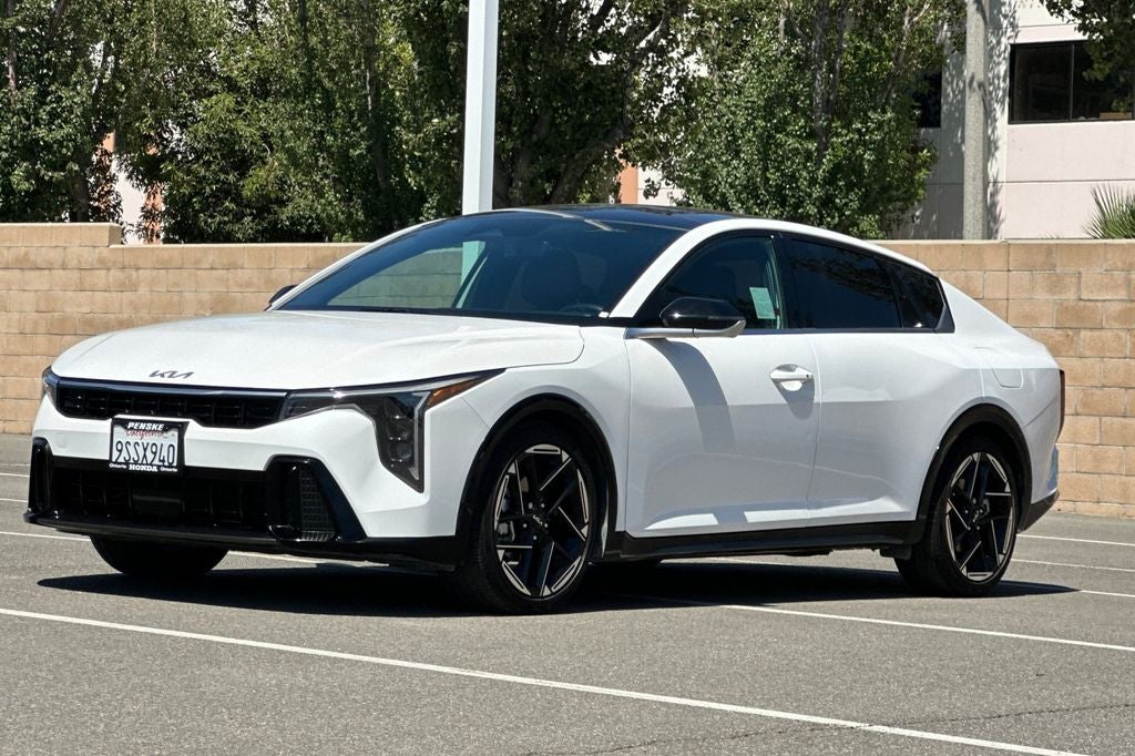 2025 Kia K4 GT-Line