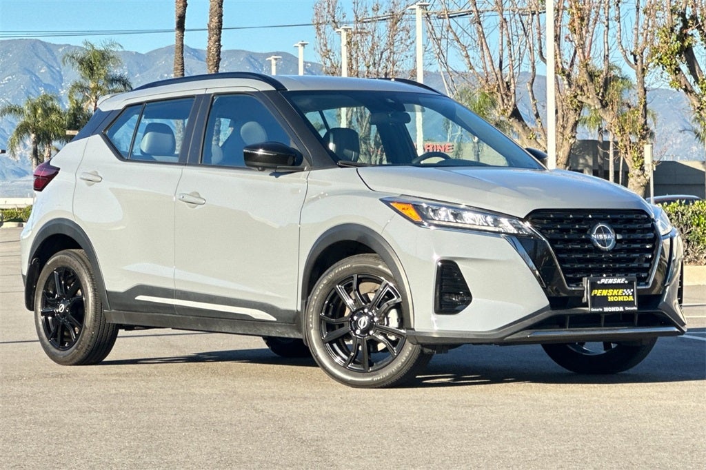 2024 Nissan Kicks SR