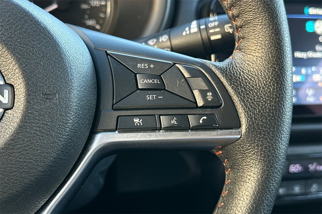 2024 Nissan Kicks SR