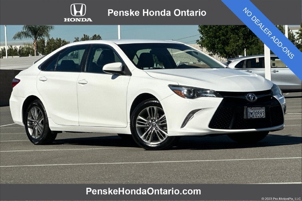 2016 Toyota Camry SE