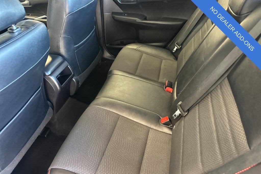 2016 Toyota Camry SE