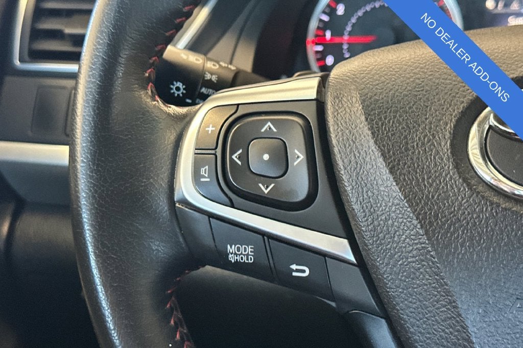 2016 Toyota Camry SE