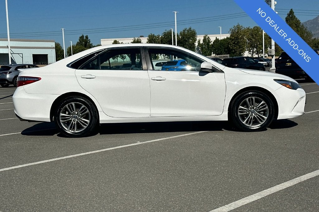 2016 Toyota Camry SE