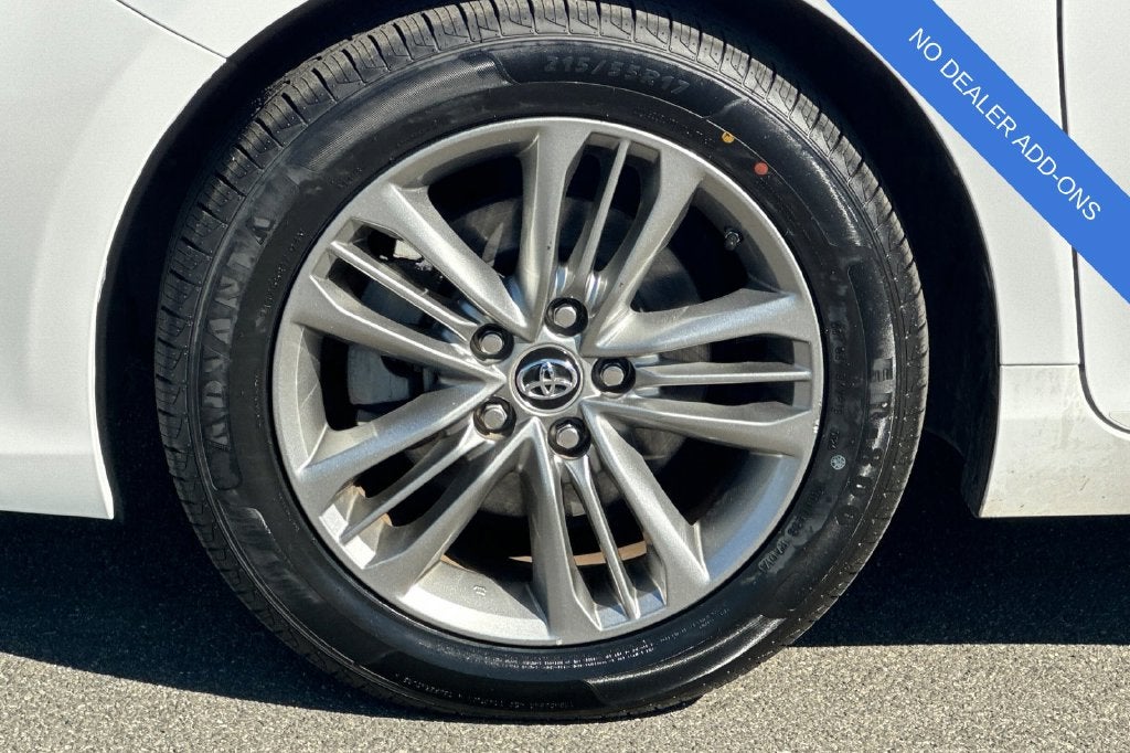 2016 Toyota Camry SE