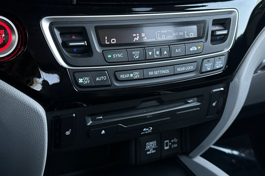 2019 Honda Pilot Touring 8 Passenger