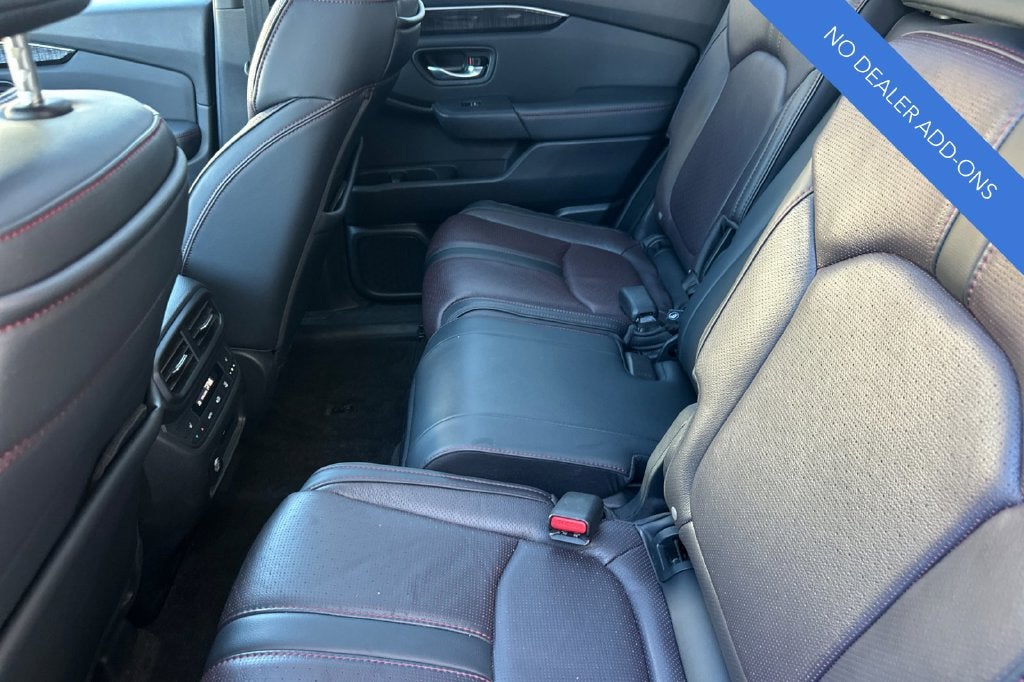 2025 Honda Pilot Black Edition