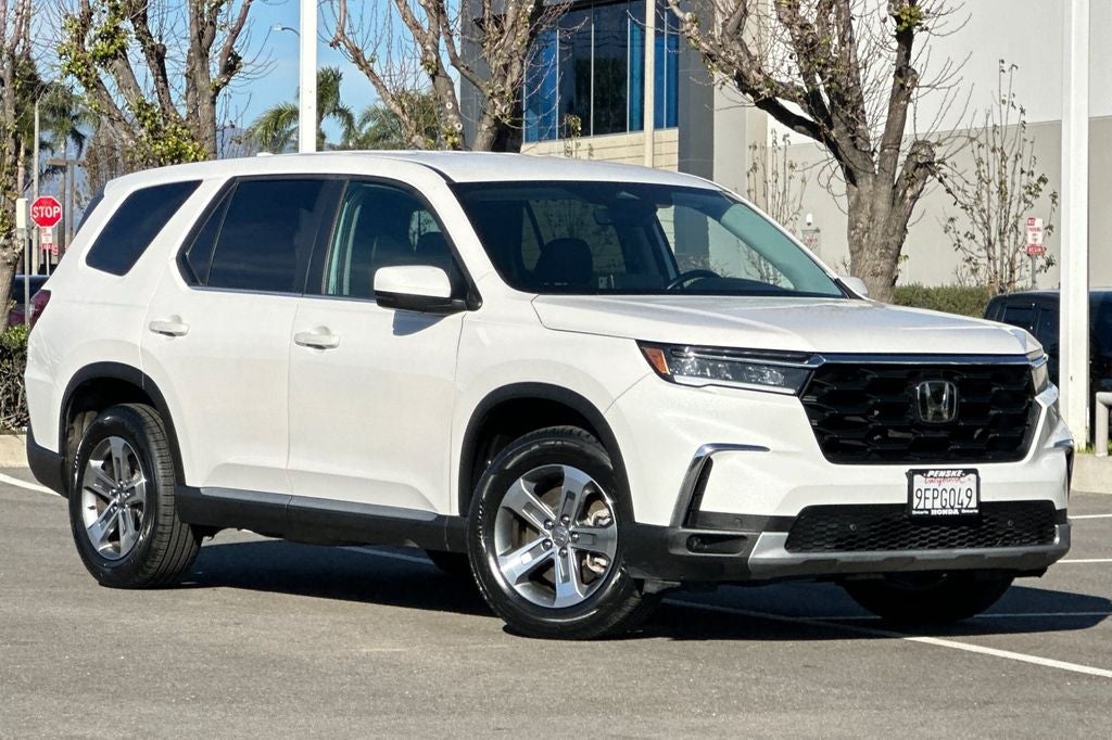 2023 Honda Pilot EX-L 8 Passenger