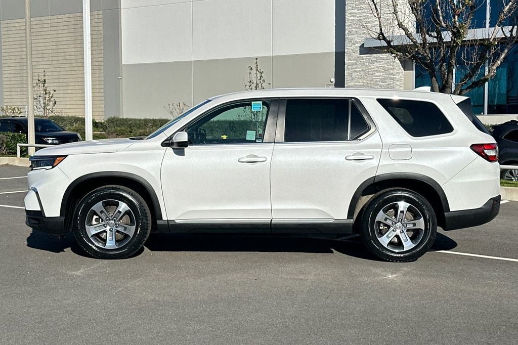 2023 Honda Pilot EX-L 8 Passenger