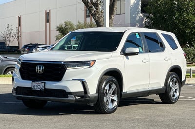2023 Honda Pilot EX-L 8 Passenger