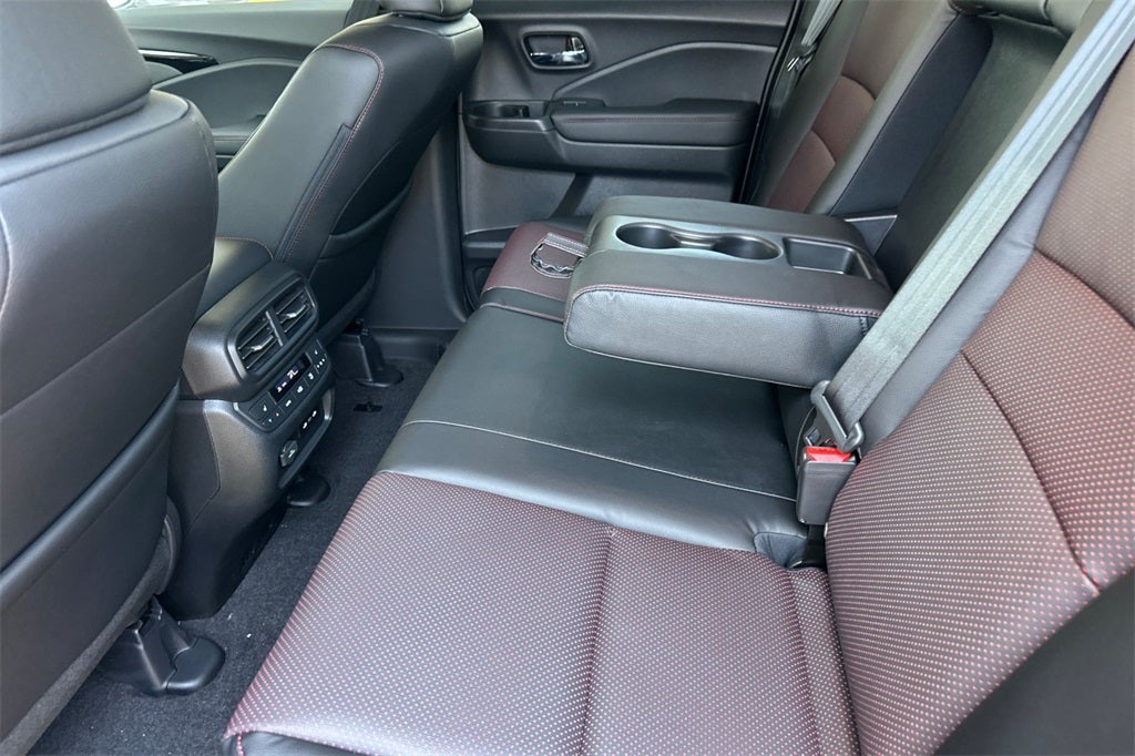 2025 Honda Ridgeline Black Edition