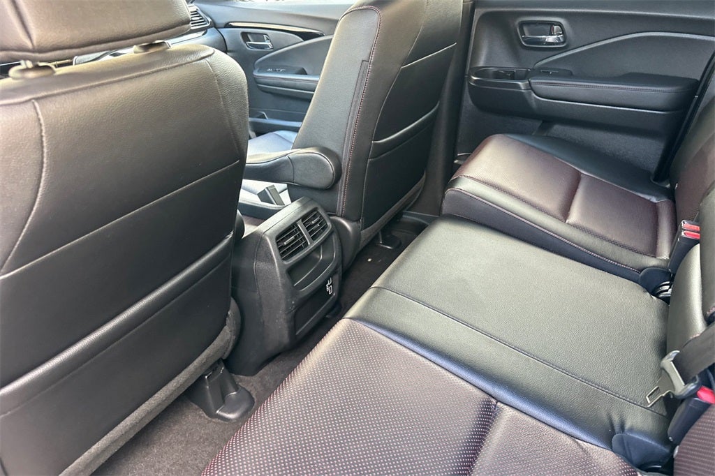 2023 Honda Ridgeline Black Edition