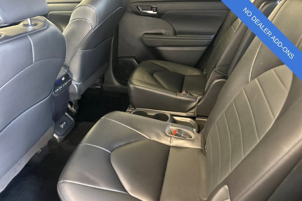 2023 Toyota Highlander Hybrid XLE
