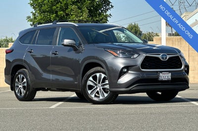 2023 Toyota Highlander Hybrid XLE