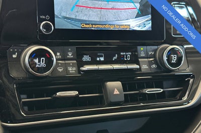 2023 Toyota Highlander Hybrid XLE