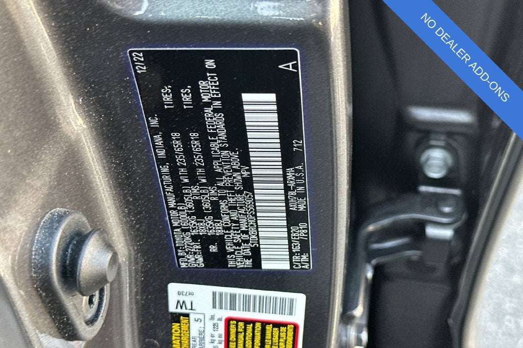 2023 Toyota Highlander Hybrid XLE