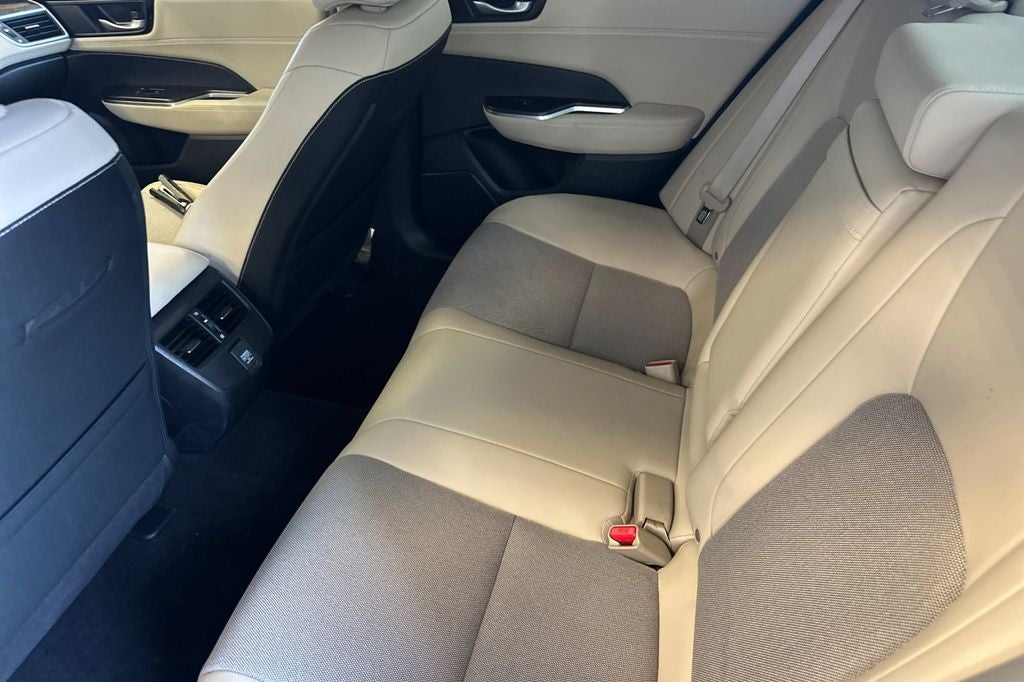 2021 Honda Clarity Plug-In Hybrid Base