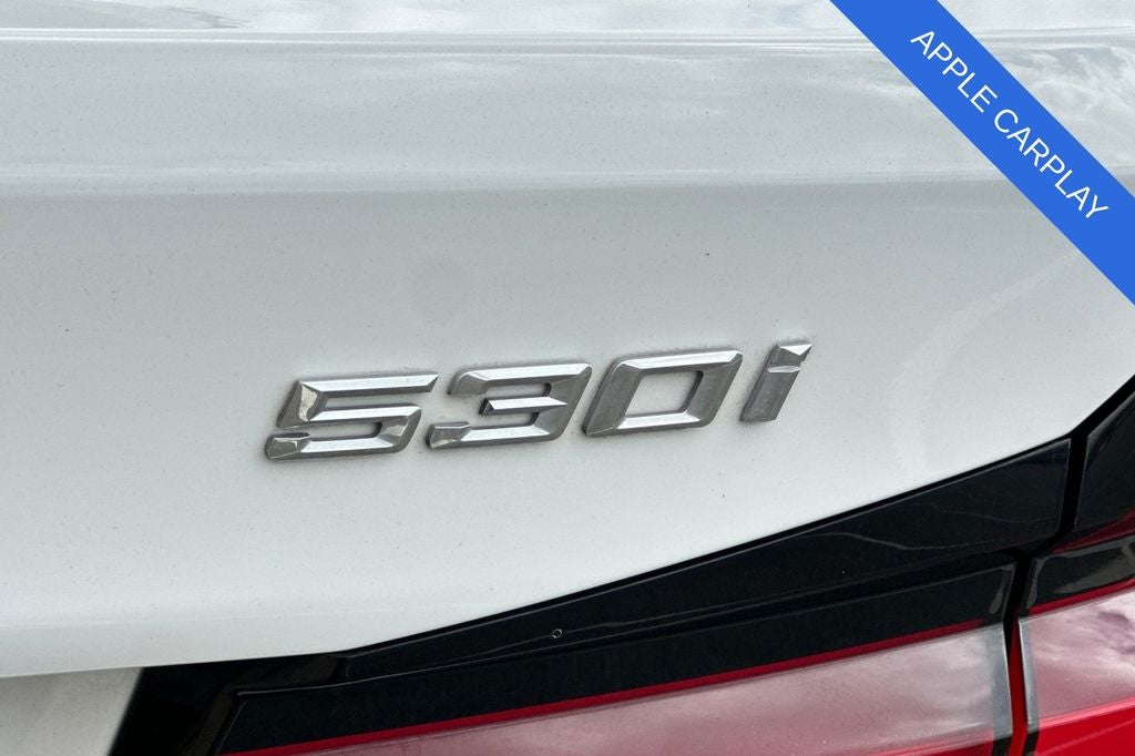2022 BMW 5 Series 530i