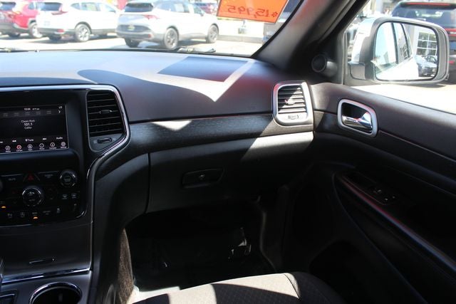 2018 Jeep Grand Cherokee Laredo E