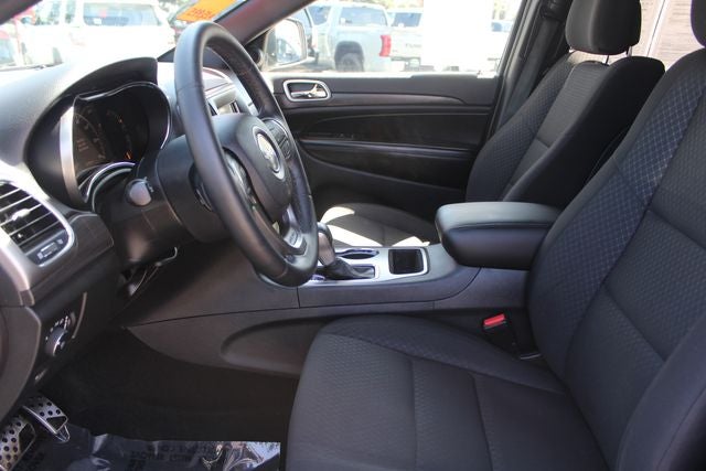2018 Jeep Grand Cherokee Laredo E