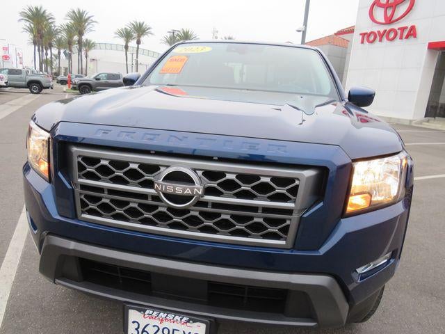 2023 Nissan Frontier SV