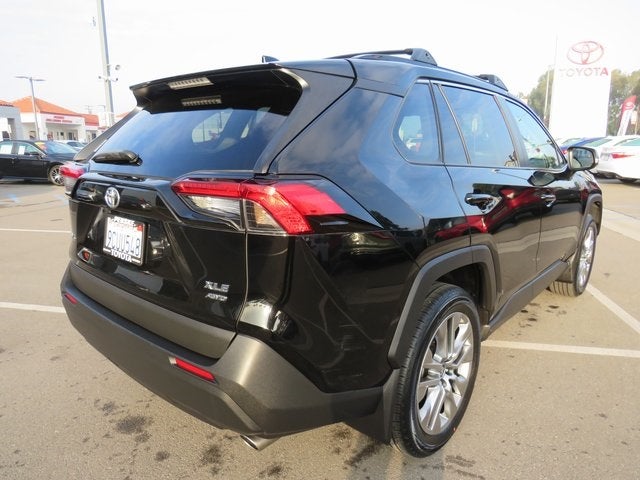 2022 Toyota RAV4 XLE Premium