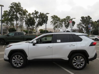 2025 Toyota RAV4 XLE Premium
