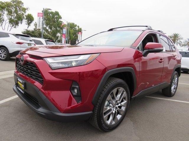 2025 Toyota RAV4 XLE Premium