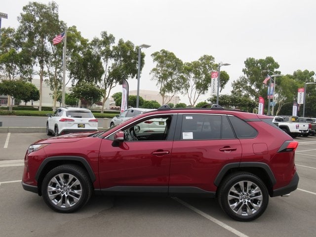 2025 Toyota RAV4 XLE Premium