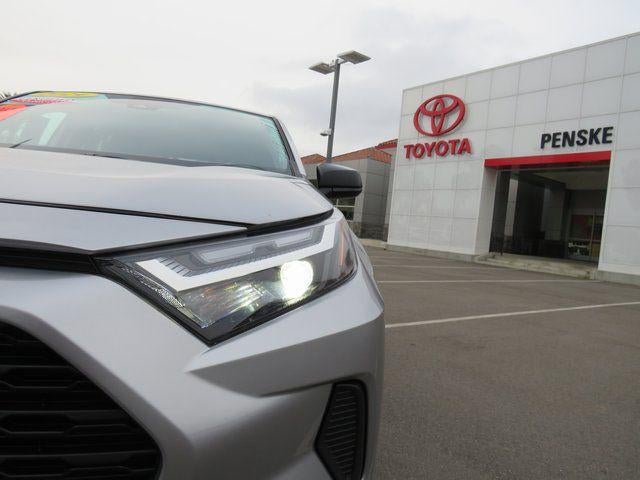2024 Toyota RAV4 LE