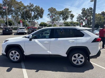 2024 Toyota RAV4 LE