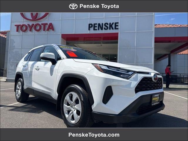 2024 Toyota RAV4 LE