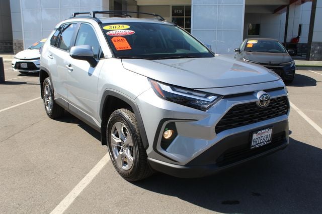 2025 Toyota RAV4 XLE