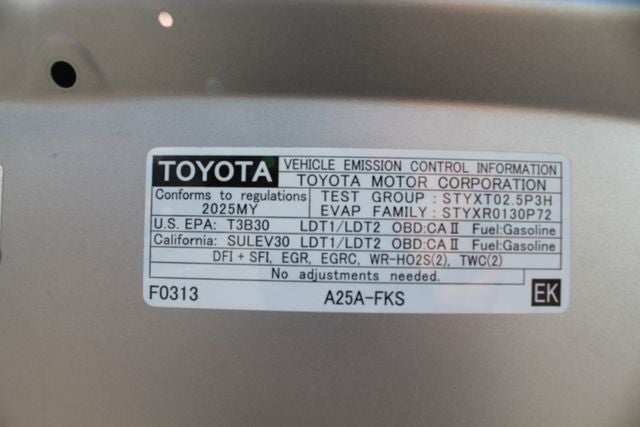 2025 Toyota RAV4 XLE