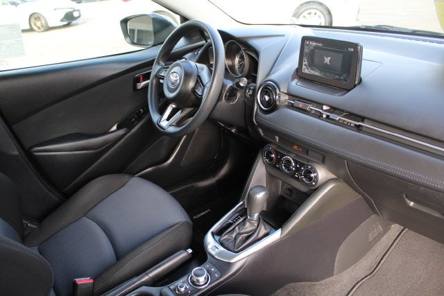 2019 Toyota Yaris LE