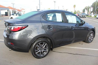 2019 Toyota Yaris LE