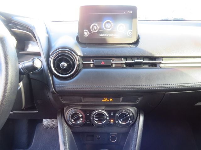 2019 Toyota Yaris LE