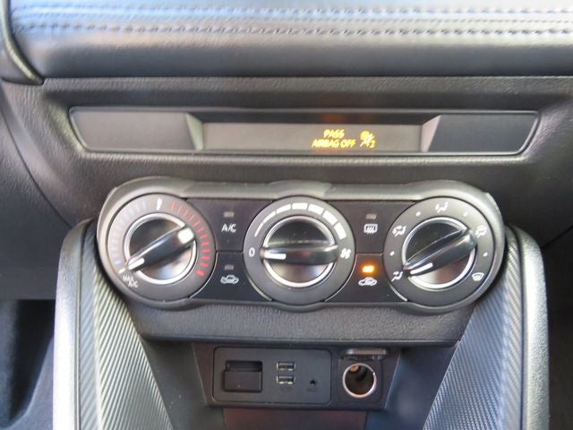 2019 Toyota Yaris LE