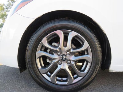 2019 Toyota YARIS SEDAN LE