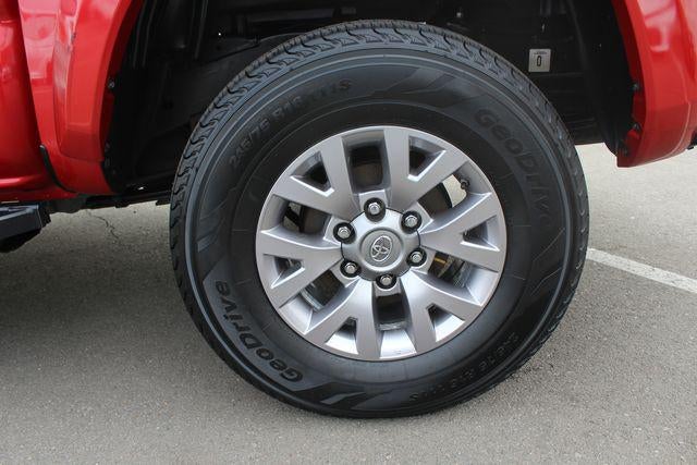 2016 Toyota Tacoma SR5