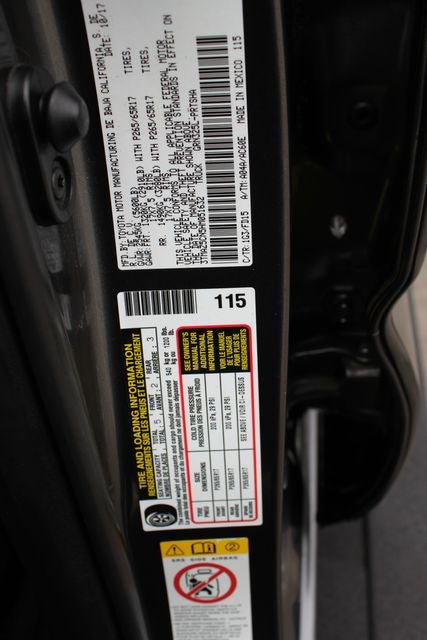 2017 Toyota Tacoma TRD Sport