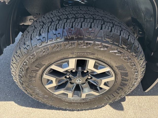 2023 Toyota TACOMA TRD OFFRD TRD Off-Road V6