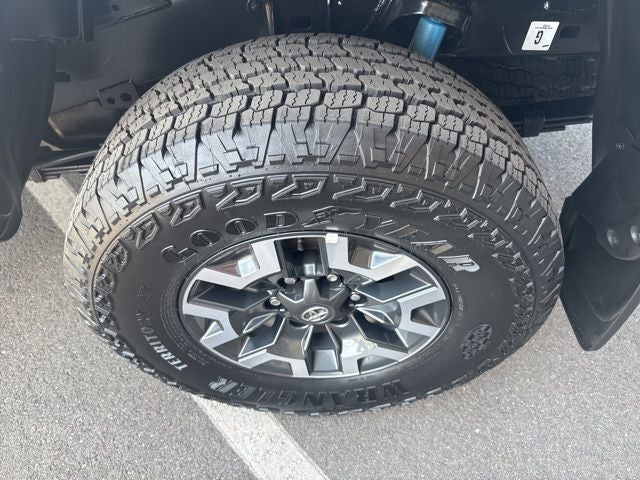 2023 Toyota TACOMA TRD OFFRD TRD Off-Road V6