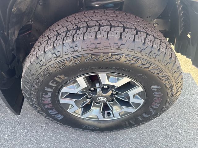 2023 Toyota TACOMA TRD OFFRD TRD Off-Road V6