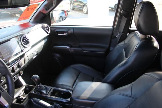 2023 Toyota Tacoma TRD Sport V6
