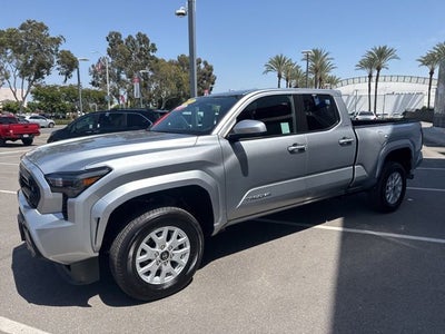 2025 Toyota TACOMA SR5 SR5