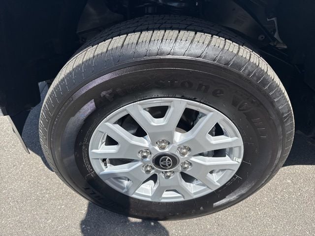 2025 Toyota TACOMA SR5 SR5