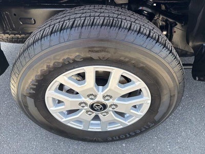 2025 Toyota TACOMA SR5 SR5